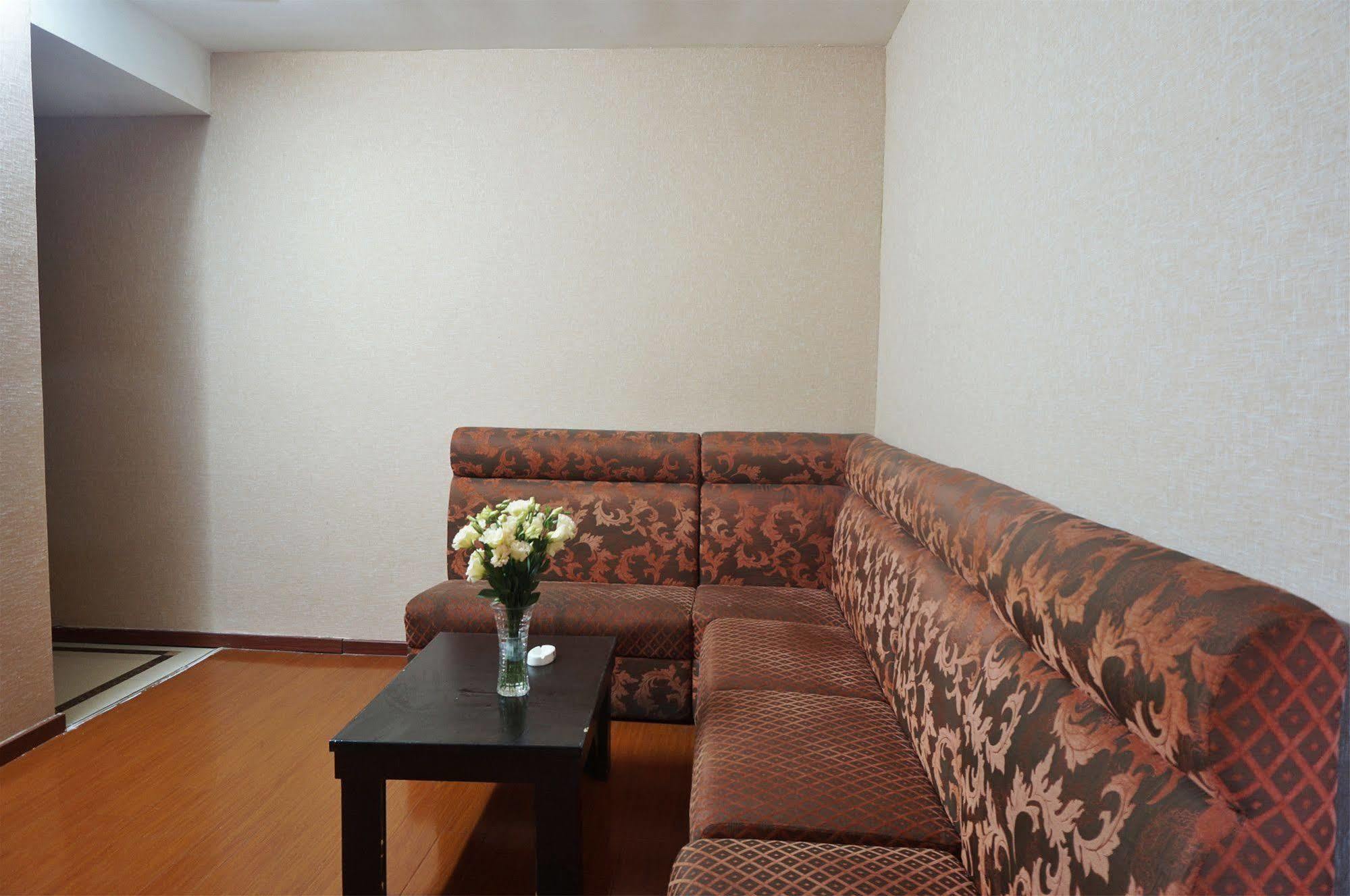 Zhongda Jindu Hotel Cantón Exterior foto