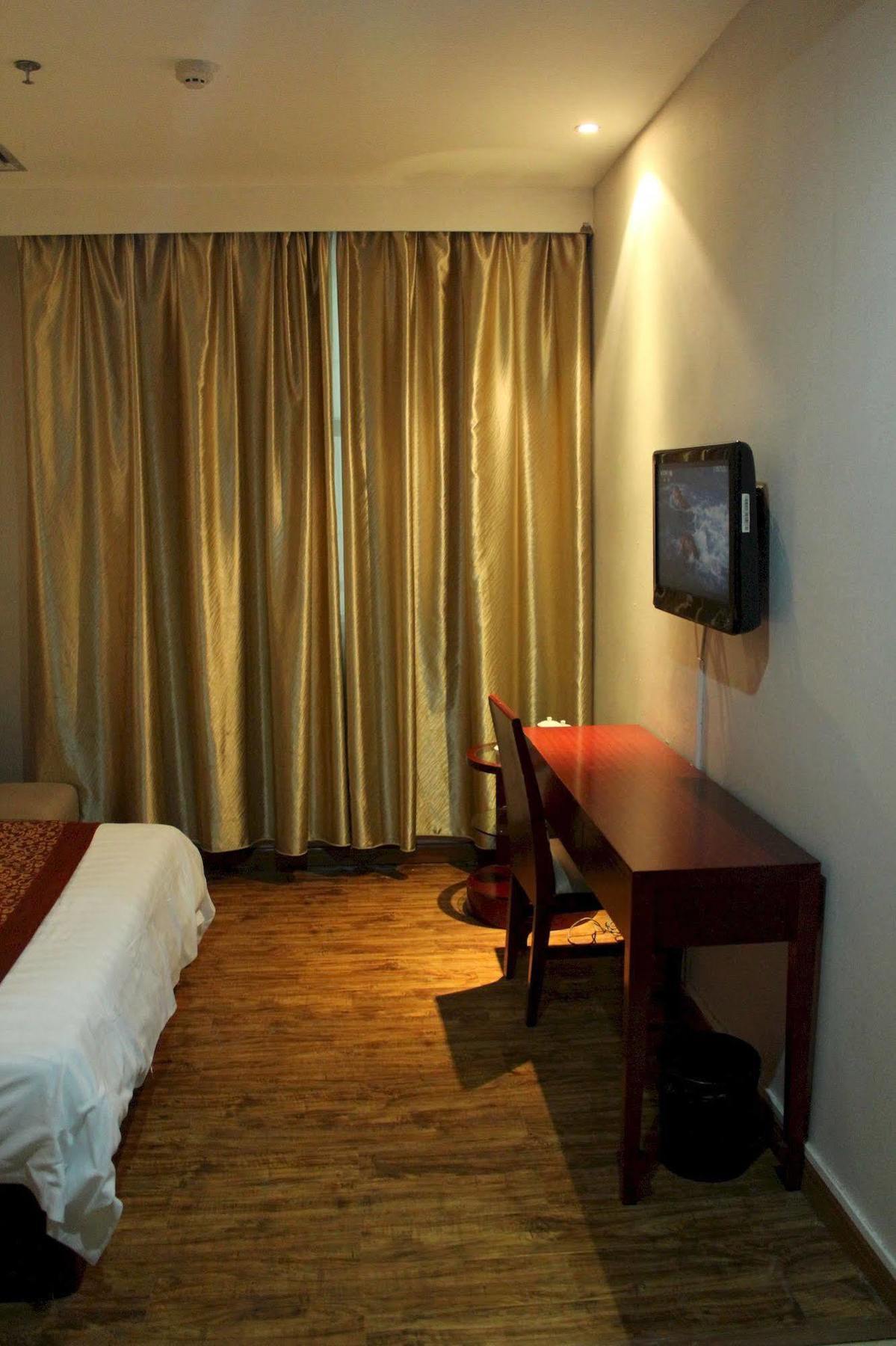 Zhongda Jindu Hotel Cantón Exterior foto