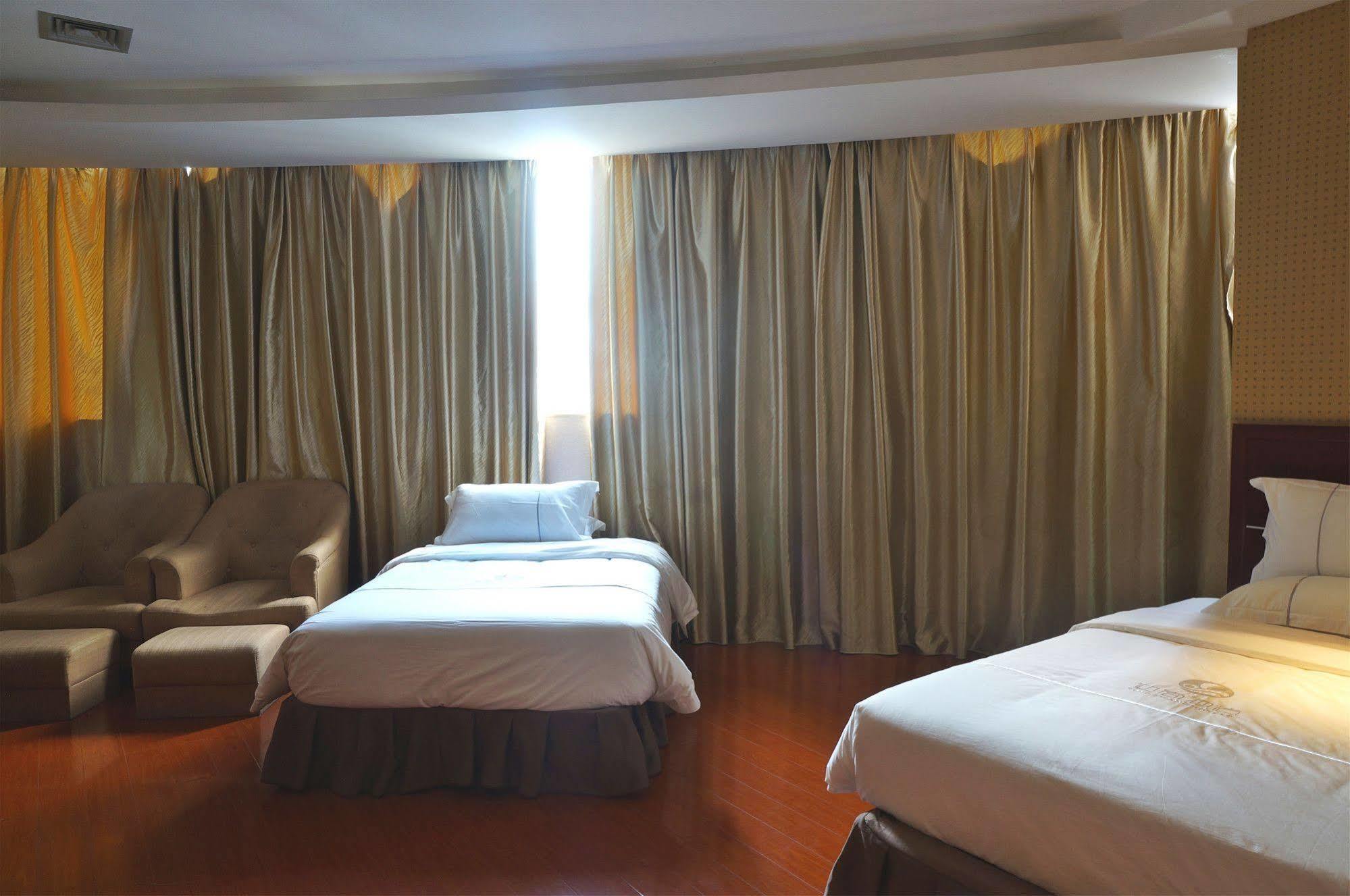 Zhongda Jindu Hotel Cantón Exterior foto